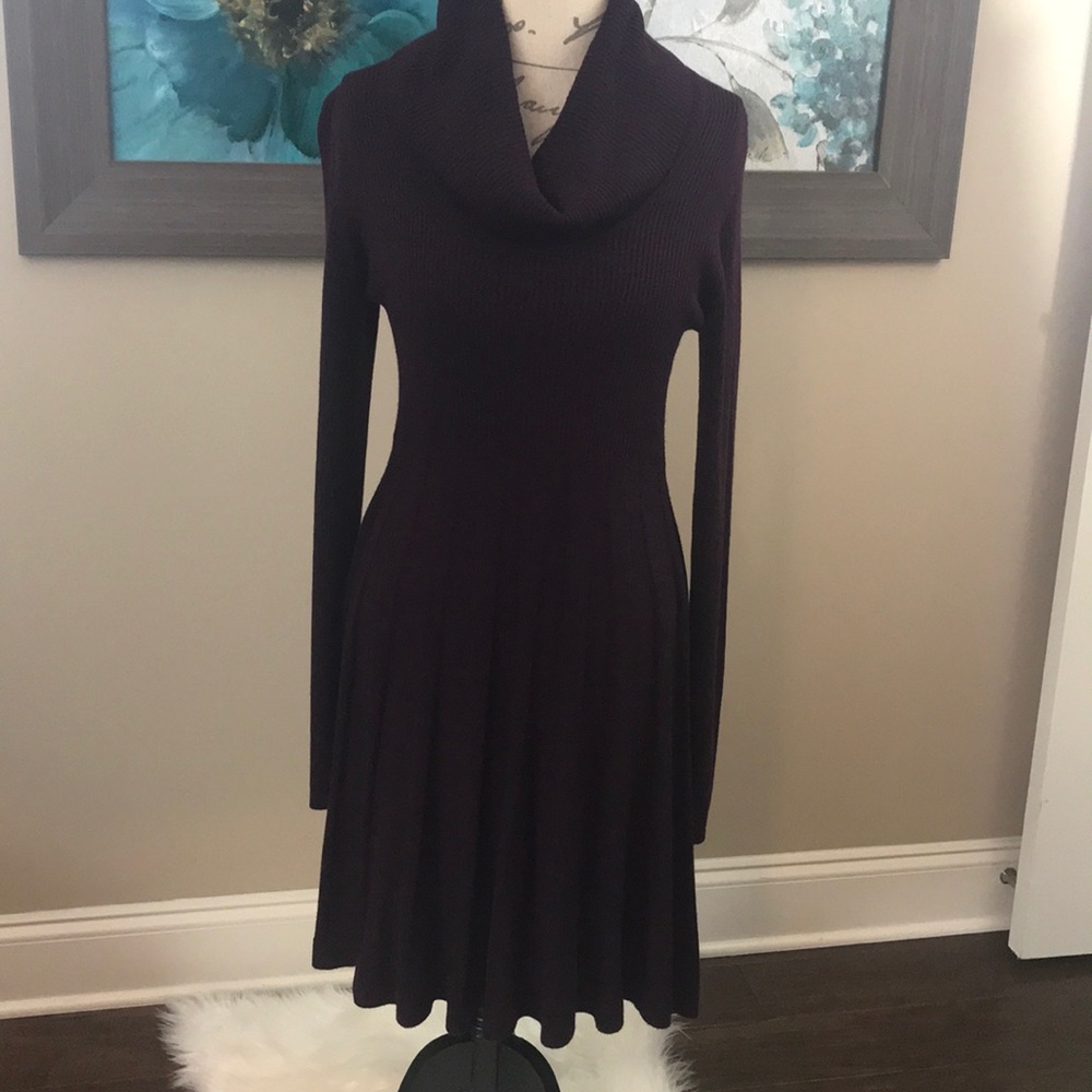 Medium Calvin Klein burgundy sweater dress